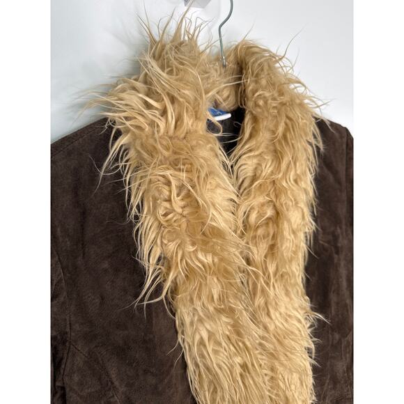 Y2K dELiA*s Suede Faux Fur Trim Jacket – Brown Shaggy Coat Size M (1990s/2000s) - Picture 9 of 13